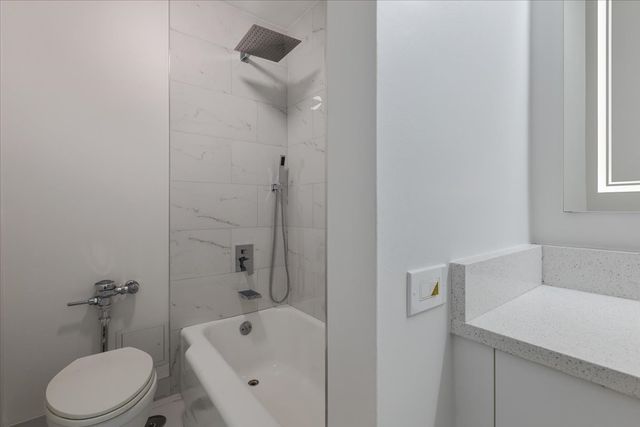 535 N Michigan Avenue 905, Chicago, IL 60611