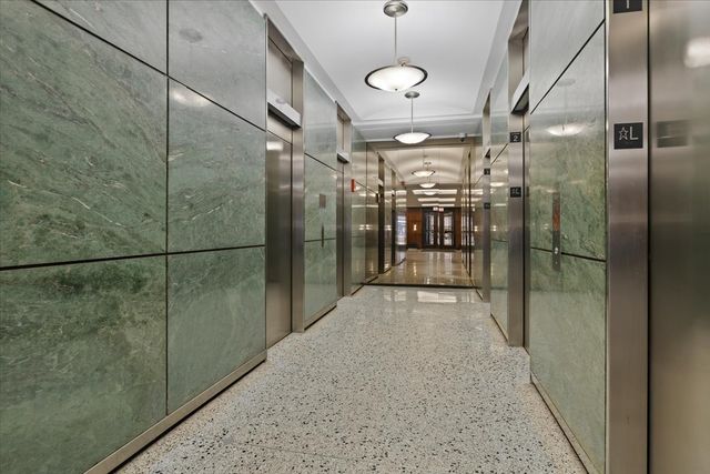 535 N Michigan Avenue 905, Chicago, IL 60611