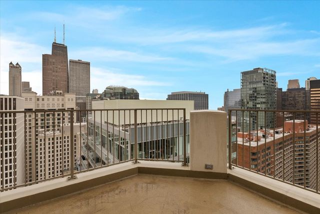 535 N Michigan Avenue 905, Chicago, IL 60611