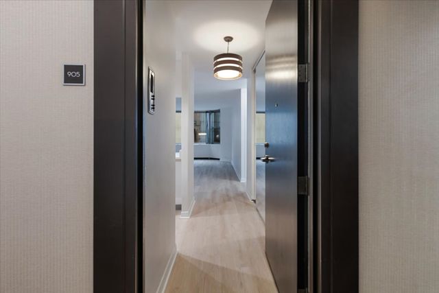 535 N Michigan Avenue 905, Chicago, IL 60611