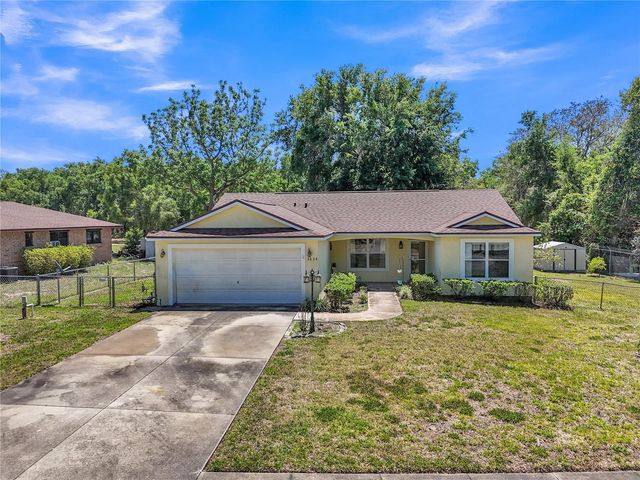3624 TROUT AVENUE, Fruitland Park, FL 34731