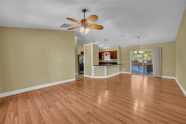 3624 TROUT AVENUE, Fruitland Park, FL 34731