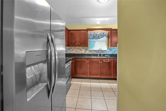 3624 TROUT AVENUE, Fruitland Park, FL 34731