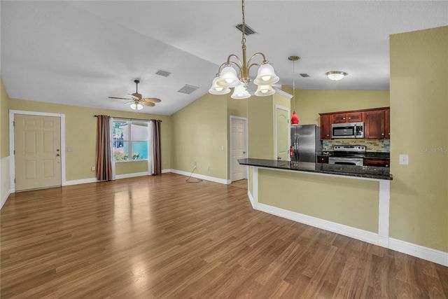 3624 TROUT AVENUE, Fruitland Park, FL 34731