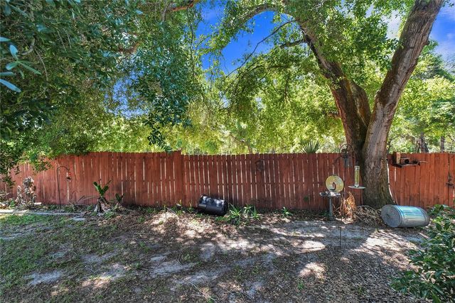 3624 TROUT AVENUE, Fruitland Park, FL 34731