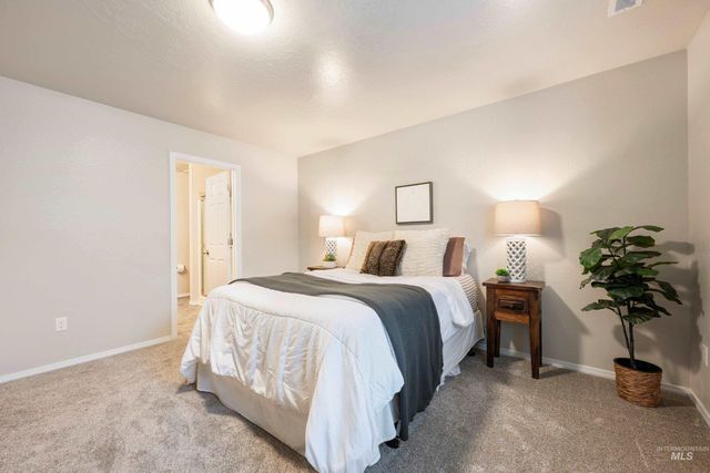 2983 W Mcintosh St, Kuna, ID 83634