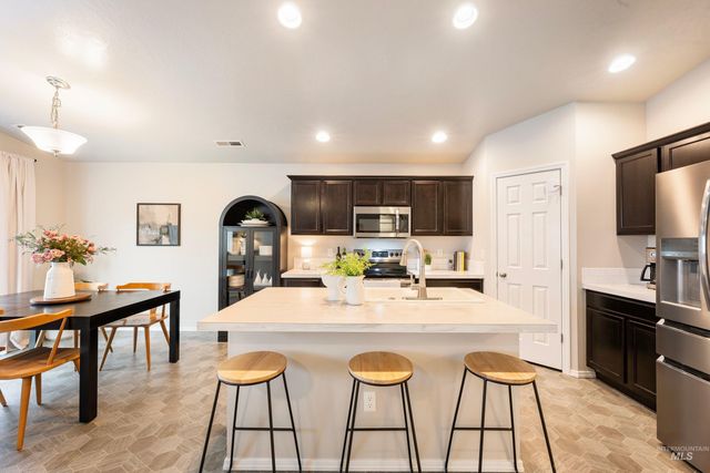 2983 W Mcintosh St, Kuna, ID 83634