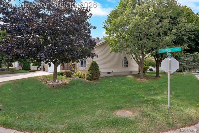 6052 Belmont Court, Grand Blanc Charter Township, MI 48439