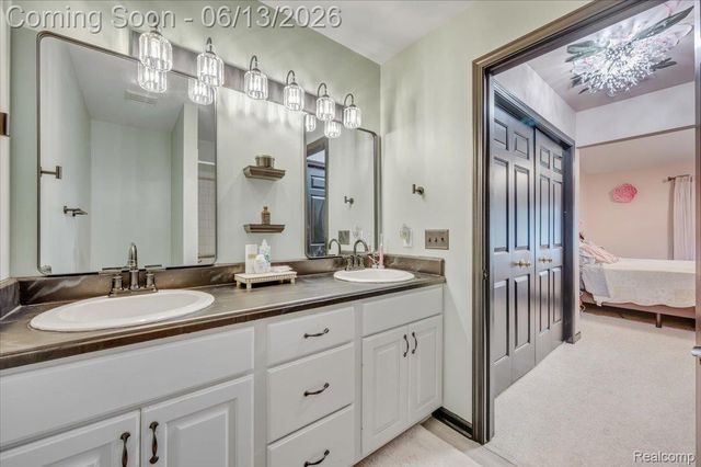 6052 Belmont Court, Grand Blanc Charter Township, MI 48439