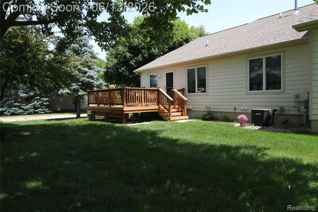 6052 Belmont Court, Grand Blanc Charter Township, MI 48439