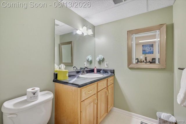 6052 Belmont Court, Grand Blanc Charter Township, MI 48439