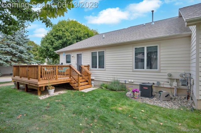 6052 Belmont Court, Grand Blanc Charter Township, MI 48439