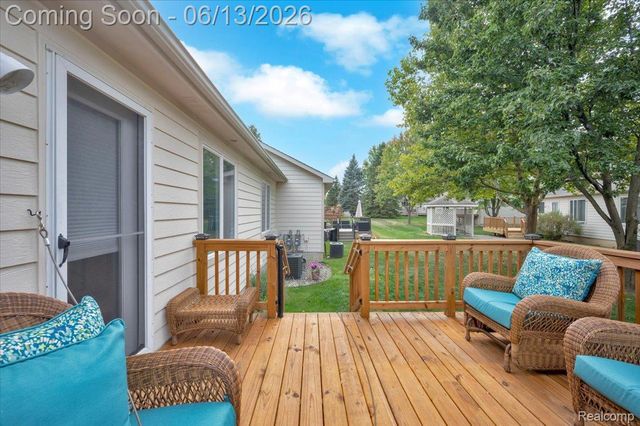 6052 Belmont Court, Grand Blanc Charter Township, MI 48439