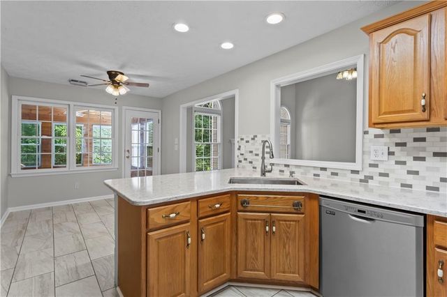 299 Heights Lane, Acworth, GA 30101
