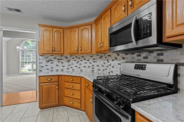 299 Heights Lane, Acworth, GA 30101