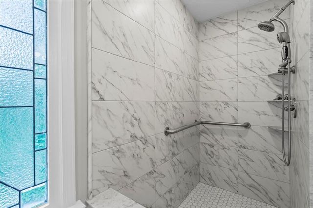 299 Heights Lane, Acworth, GA 30101