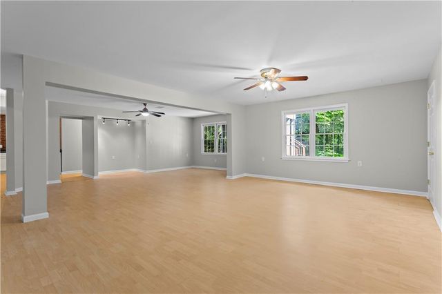 299 Heights Lane, Acworth, GA 30101