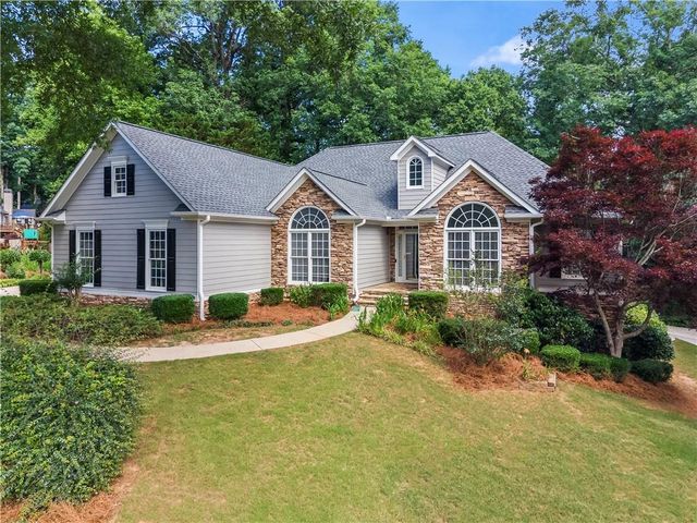 299 Heights Lane, Acworth, GA 30101