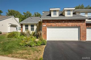 13033 King Arthur Spur, St Louis, MO 63146