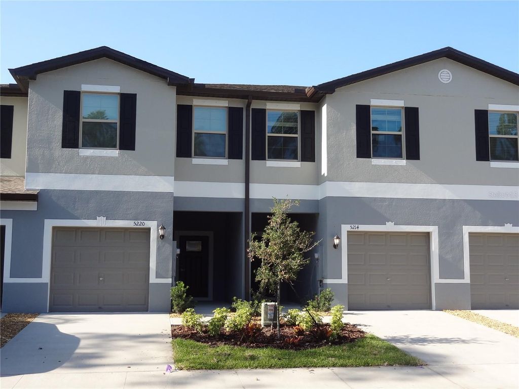 5220 FORUM BOULEVARD, Holiday, FL 34690