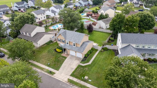 11 MARCY CT, Marlton, NJ 08053