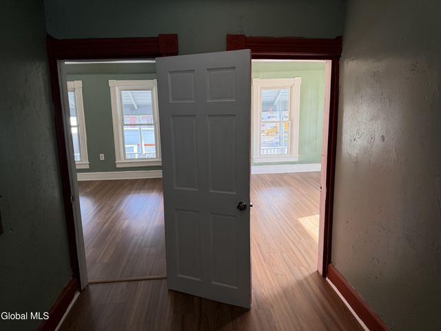 7 Division Street, Gloversville, NY 12078