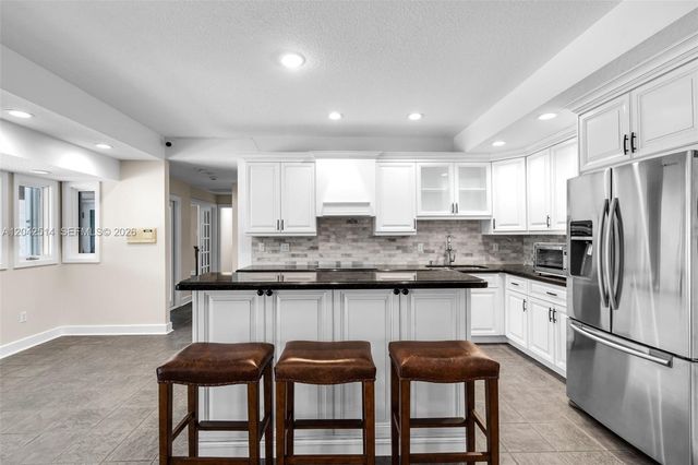 5703 Lago Del Sol Drive, Lake Worth, FL 33449