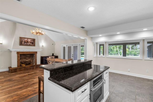 5703 Lago Del Sol Drive, Lake Worth, FL 33449