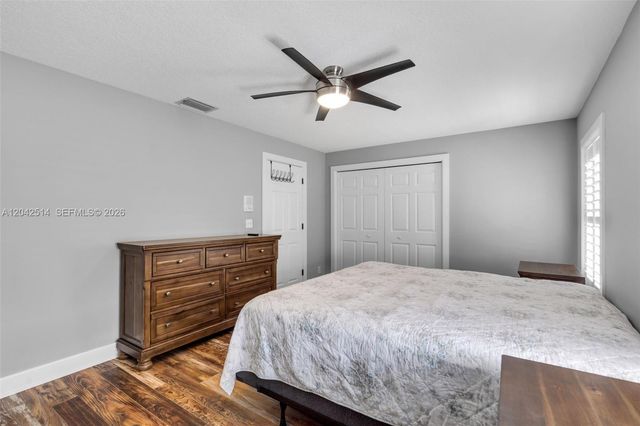 5703 Lago Del Sol Drive, Lake Worth, FL 33449