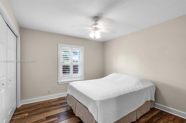 5703 Lago Del Sol Drive, Lake Worth, FL 33449