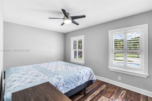 5703 Lago Del Sol Drive, Lake Worth, FL 33449