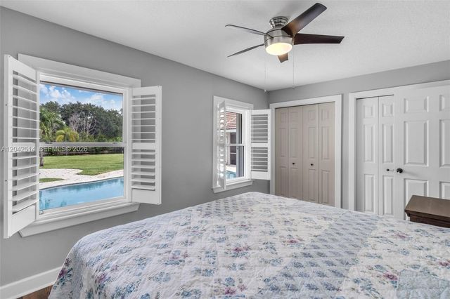 5703 Lago Del Sol Drive, Lake Worth, FL 33449