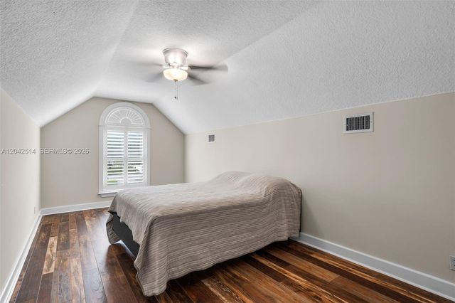 5703 Lago Del Sol Drive, Lake Worth, FL 33449