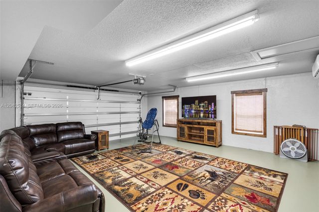 5703 Lago Del Sol Drive, Lake Worth, FL 33449