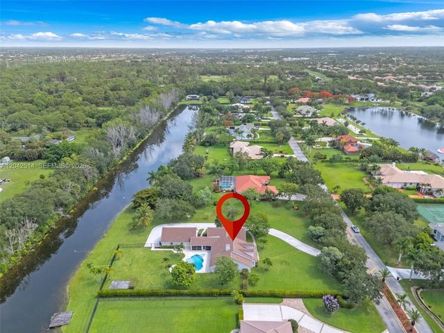 5703 Lago Del Sol Drive, Lake Worth, FL 33449