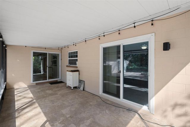 6701 LARIMER DRIVE, Tampa, FL 33615