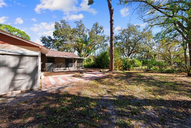 6701 LARIMER DRIVE, Tampa, FL 33615