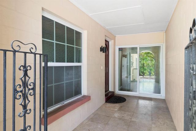 6701 LARIMER DRIVE, Tampa, FL 33615