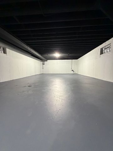 9534 S Yale Avenue, Chicago, IL 60628