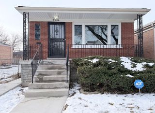 9534 S Yale Avenue, Chicago, IL 60628