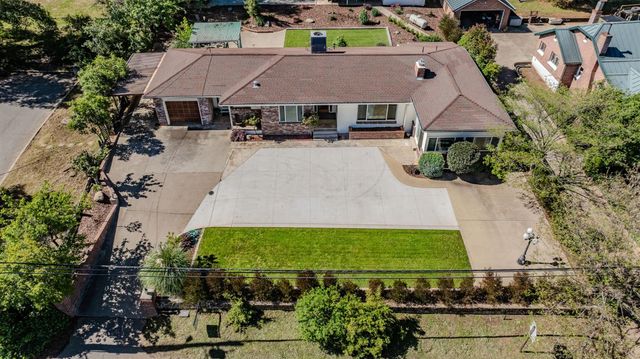 169 N. Main St., Angels Camp, CA 95222