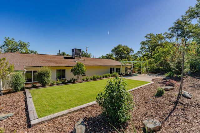 169 N. Main St., Angels Camp, CA 95222