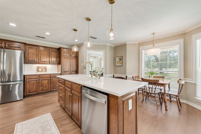 130 Vz County Road 3509, Edgewood, TX 75117
