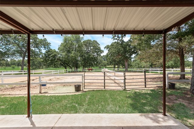 130 Vz County Road 3509, Edgewood, TX 75117