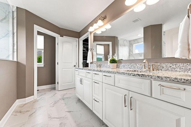 6117 Brookview Manor Drive, Galena, OH 43021