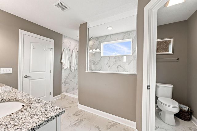6117 Brookview Manor Drive, Galena, OH 43021