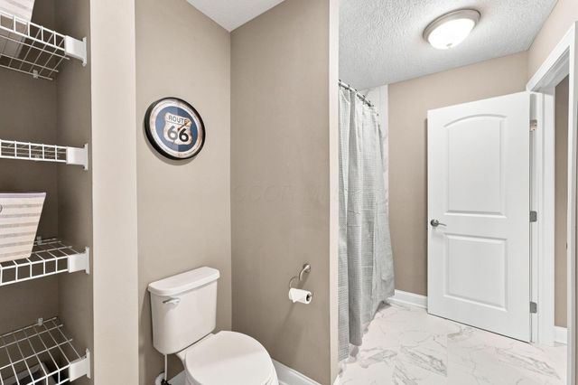 6117 Brookview Manor Drive, Galena, OH 43021