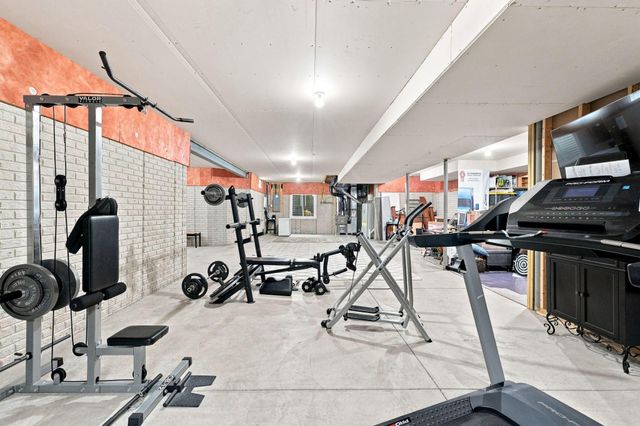6117 Brookview Manor Drive, Galena, OH 43021