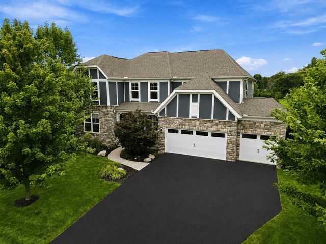 6117 Brookview Manor Drive, Galena, OH 43021