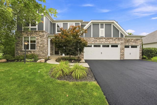 6117 Brookview Manor Drive, Galena, OH 43021